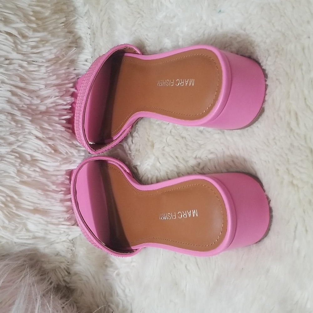MARC FISHER SANDALS - Picture 4 of 9
